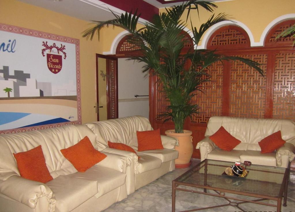 Hotel San Vicente - Centro Playa โกนิล เด ลาฟรอนเตรา ภายนอก รูปภาพ