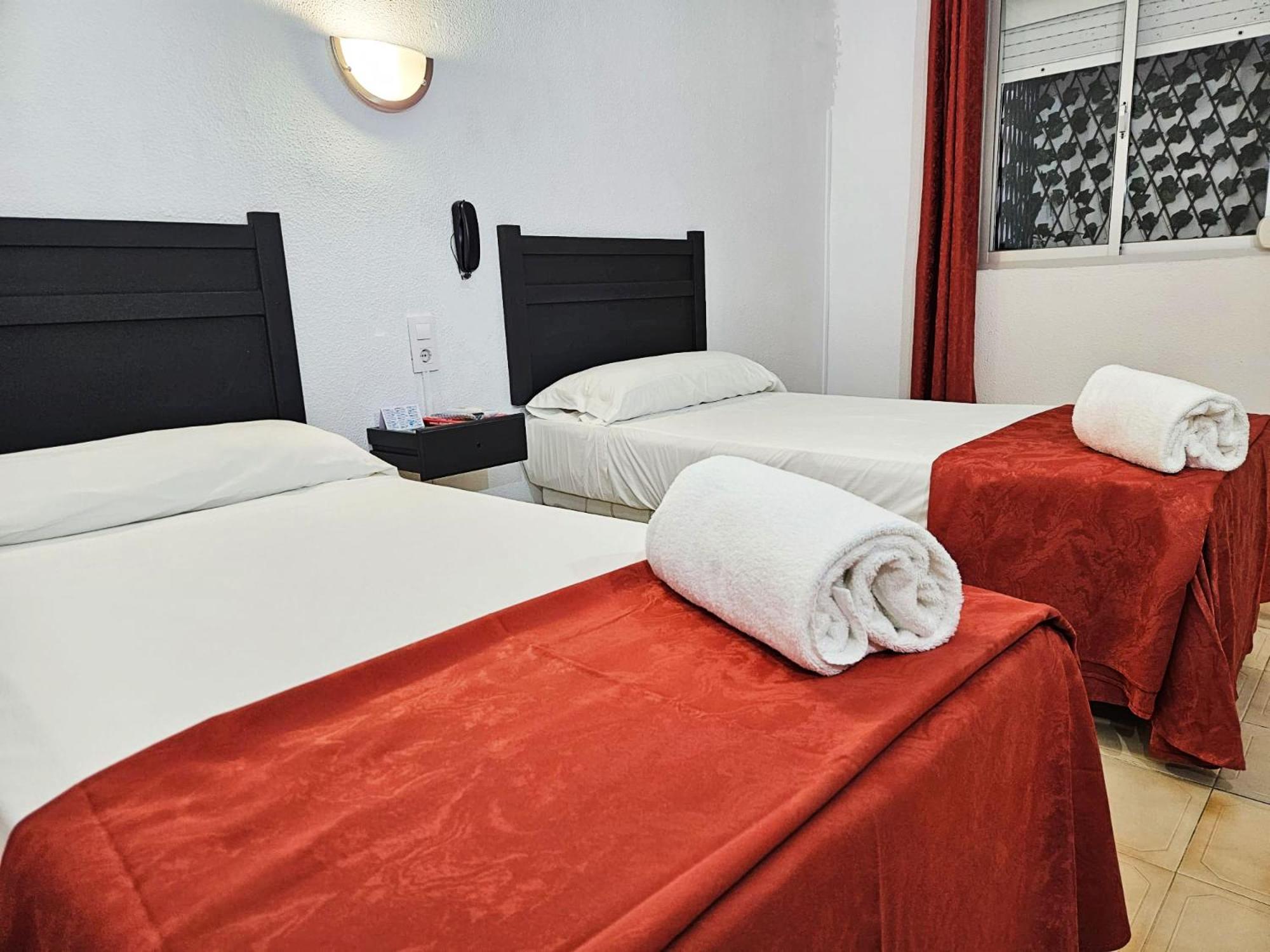 Hotel San Vicente - Centro Playa โกนิล เด ลาฟรอนเตรา ห้อง รูปภาพ